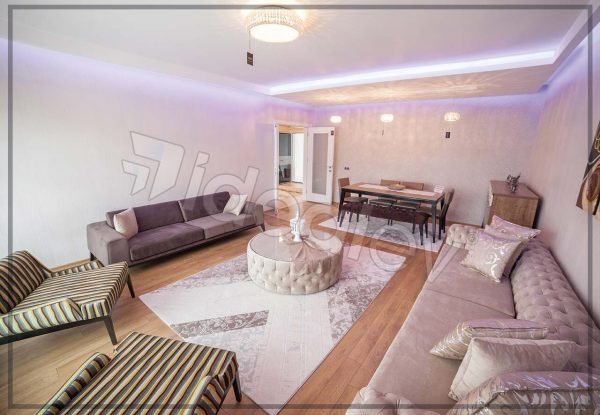 Ukázka aplikace sádrokartonu v obývacím pokoji prefabrikovaného domu